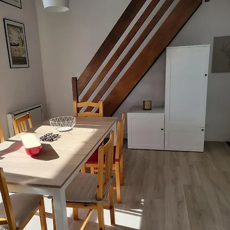 Bel Appartement, Vue Montagne Апартаменты *